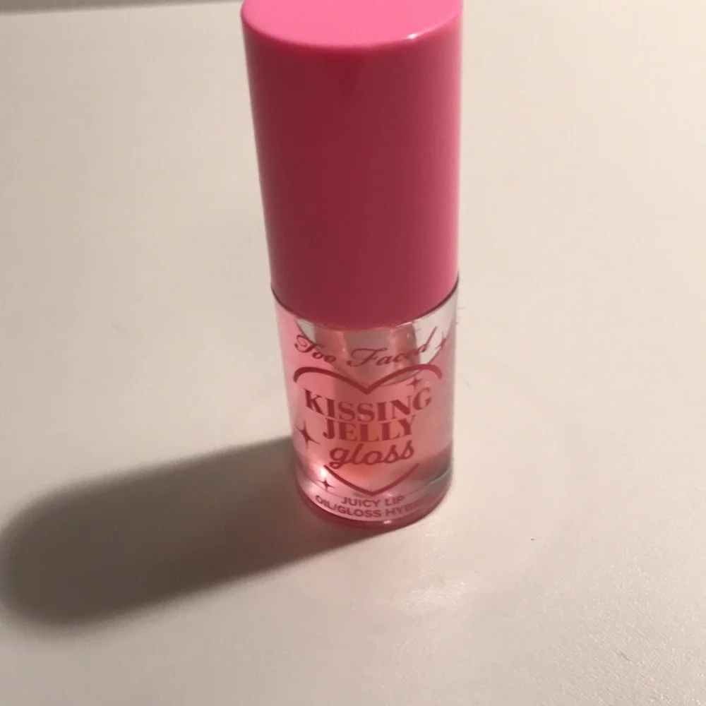 Too Faced Kissing Jelly Gloss in Pink Sherbet NEW